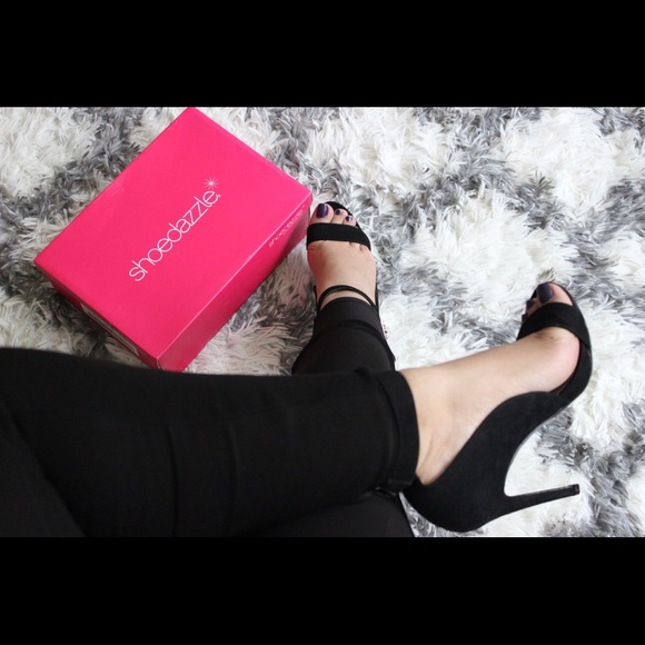 Shoe Dazzle Shoes - Black Shoedazzel Heels